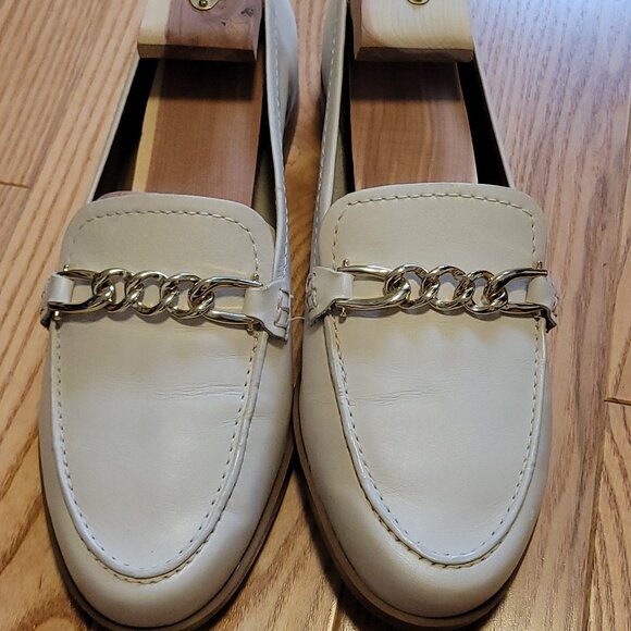 Beige Loafers with Gold Chain - Picture 1 of 1